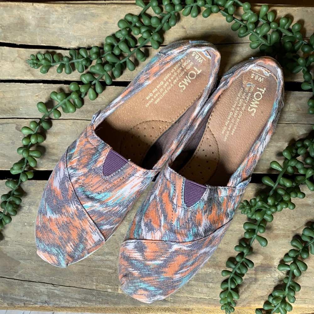 Ladies Toms